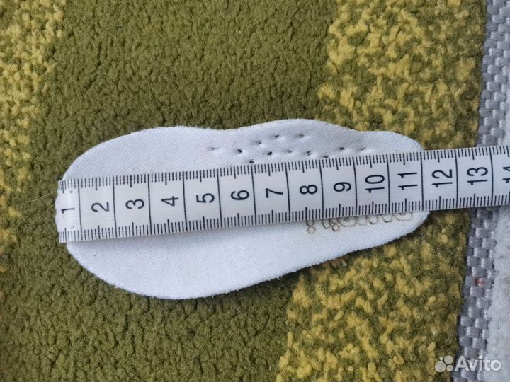 Кроссовки для малыша