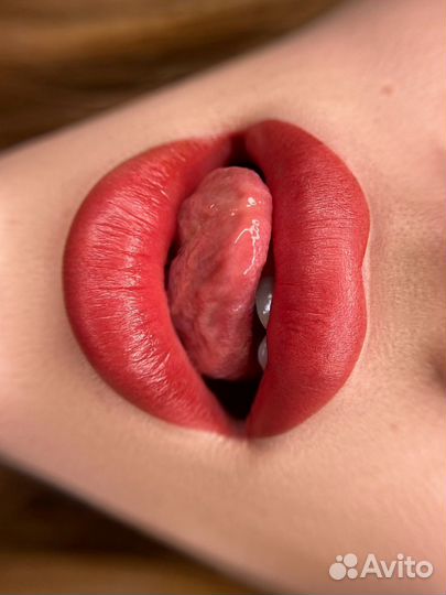 Наращивание ресниц, перманентный макияж