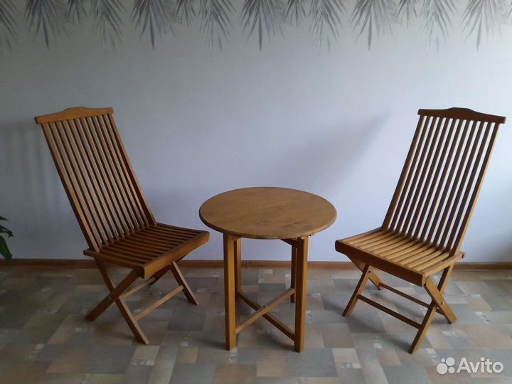 Комплект мебели из дерева