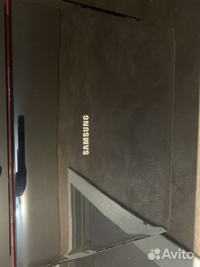 Ноутбук samsung r 560
