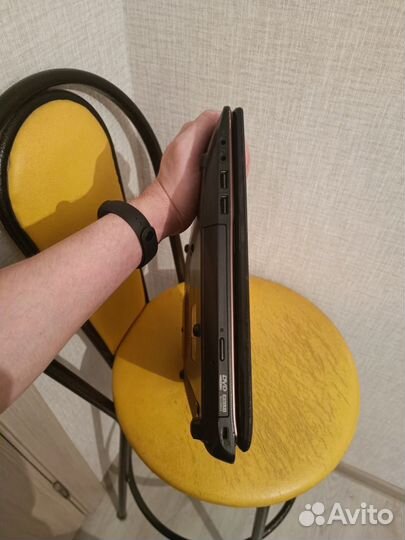 Ноутбук Asus / i7-2670QM / GT 520MX / 8GB / 256SSD