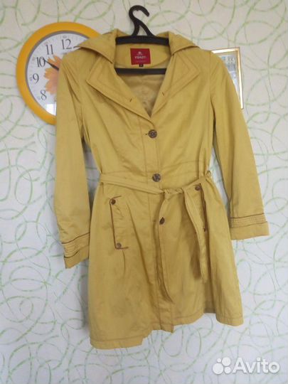 Плащ б/у, в состоянии нового
