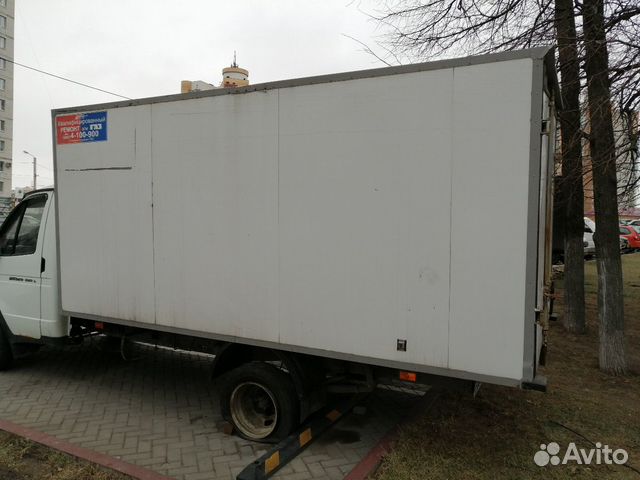 Будки бу авто. Реф будка. Японский грузовик с будкой. Будка автогаз. Будка на хендай портер 1.