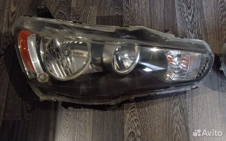 Фары митсубиси лансер 10