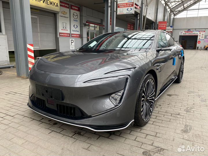 Avatr 12 578 л.с. AT, 2024, 17 км