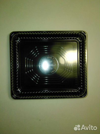 Пластиковая коробка