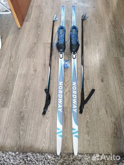 Продам лыжи беговые