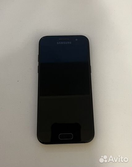 Samsung Galaxy A3 (2017) SM-A320F/DS, 2/16 ГБ