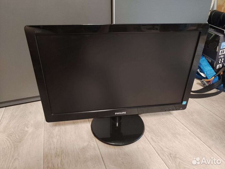 Монитор для компьютера 19,5