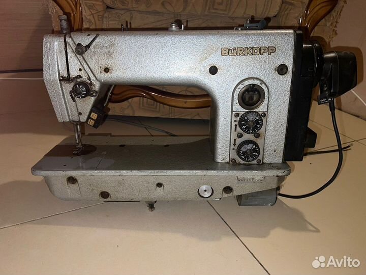 Швейная машинка