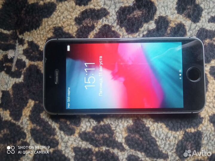 Телефон iPhone 5s