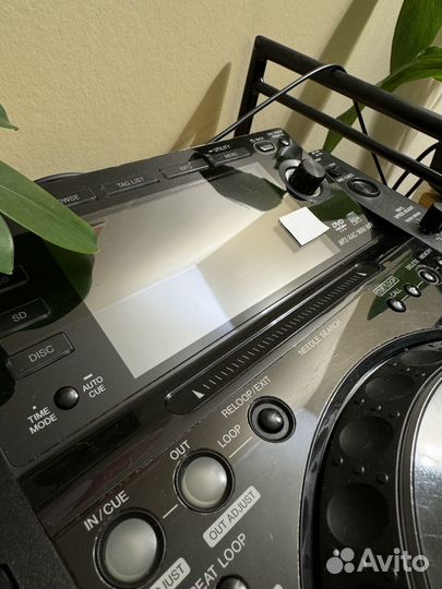 Пара Pioneer CDJ-2000