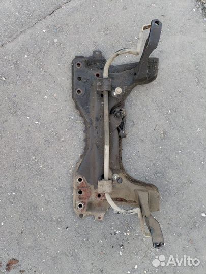 Подрамник ford focus 1