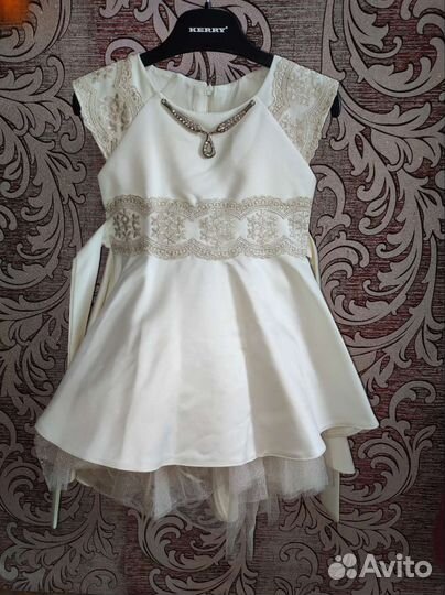 Платье для девочки нарядное