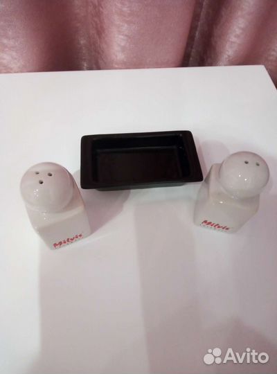 Солонка и перечница