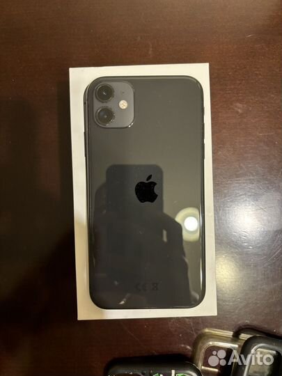 iPhone 11, 64 ГБ