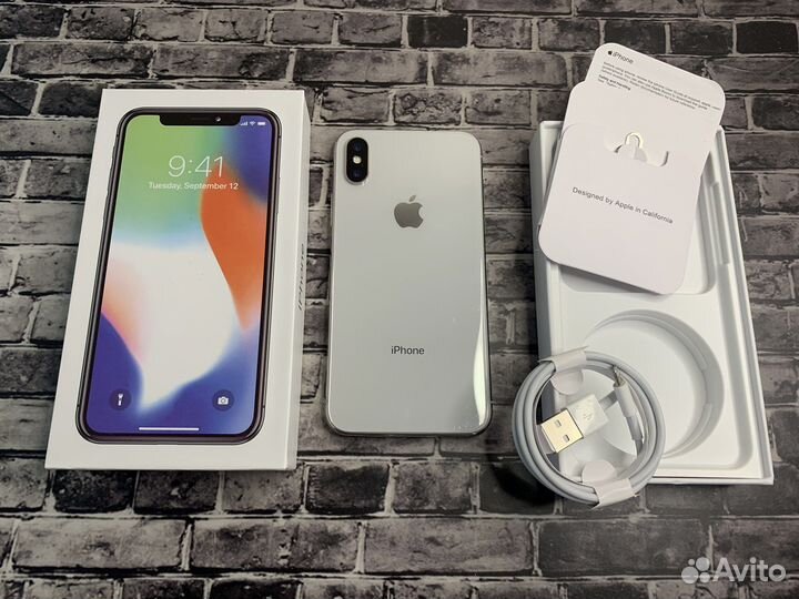 iPhone X, 64 ГБ