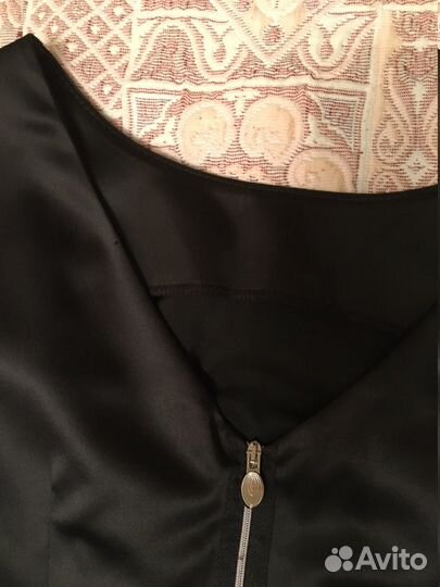 Платье черное атласное 44 размер