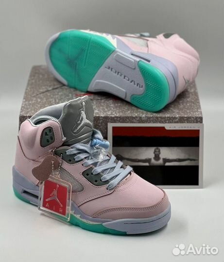 Кроссовки женские Nike Air Jordan 5 Retro SE