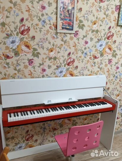 Стойка для цифрового пианино с крышкой