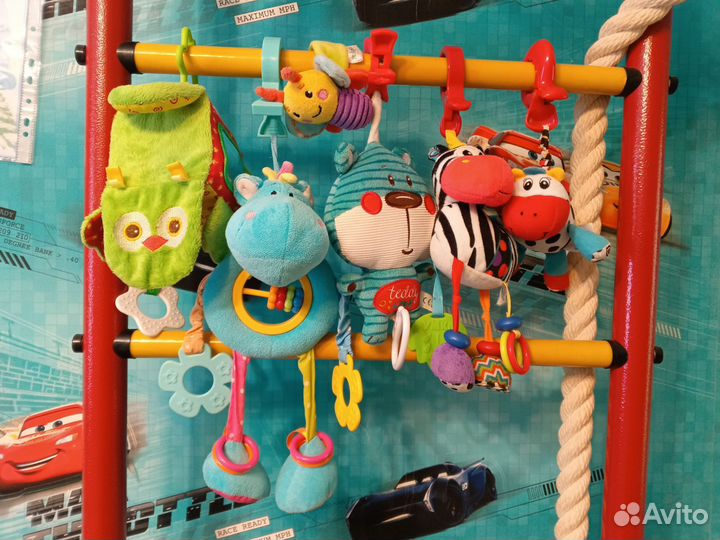 Игрушки на кроватку, коляску