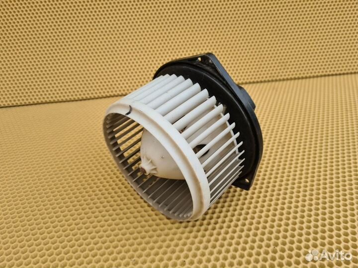 Мотор печки Infiniti