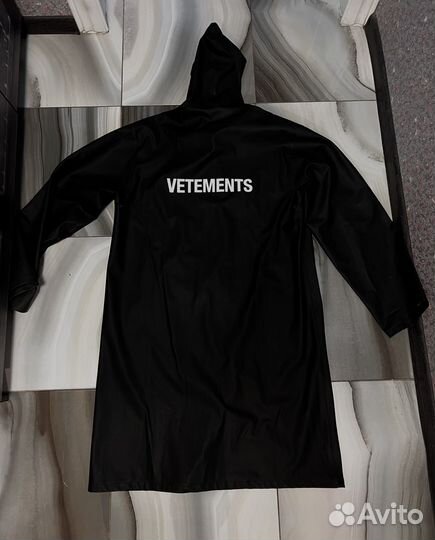 Vetements raincoat плащ оригинал