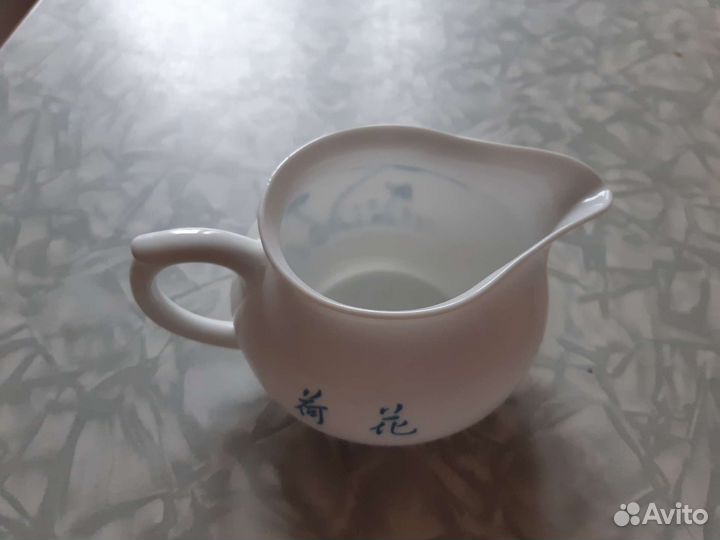 Молочник (сливочник) фарфоровый