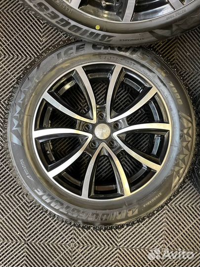 Колеса в сборе Volkswagen Tiguan 215/60R17
