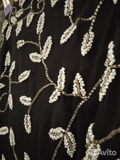 Платье натур.шелк,расшито биссером, р. 40, США