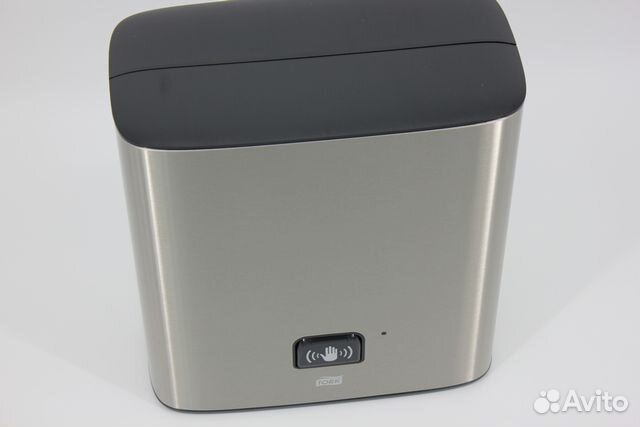 Диспенсер сенсорный металлический Tork H1