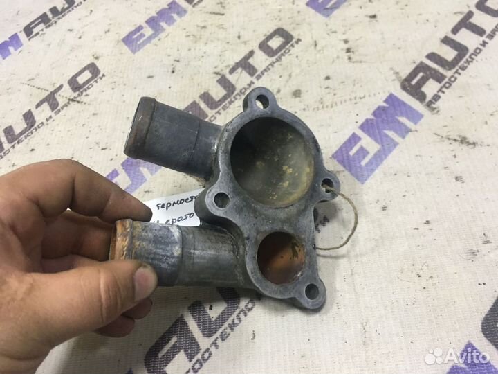 Крышка термостата Киа Церато