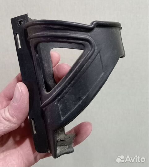 Крепление держатель для бутылки на велосипед