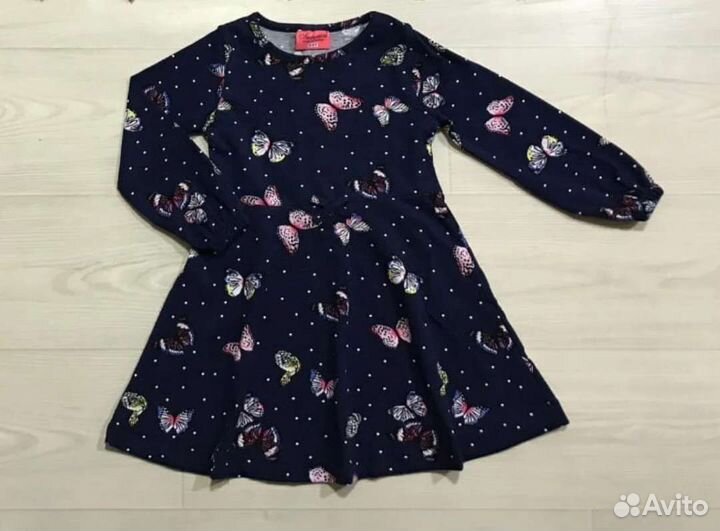 Платья, 4,5 возможно и 6 лет