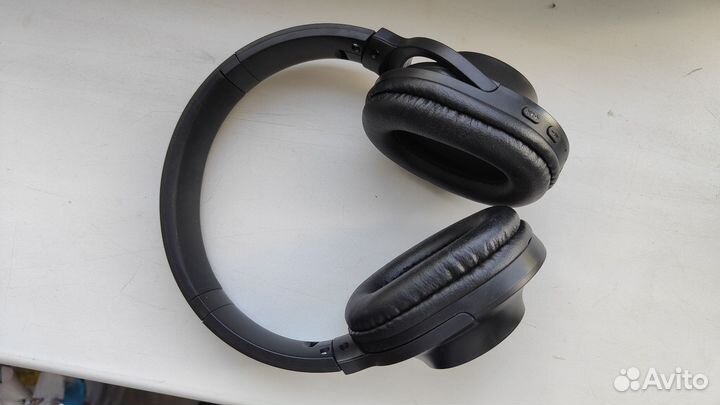 Беспроводные Bluetooth наушники