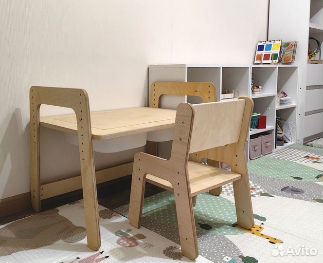 Растущий стол и стул с контейнерами IKEA