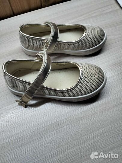 Туфли на девочку