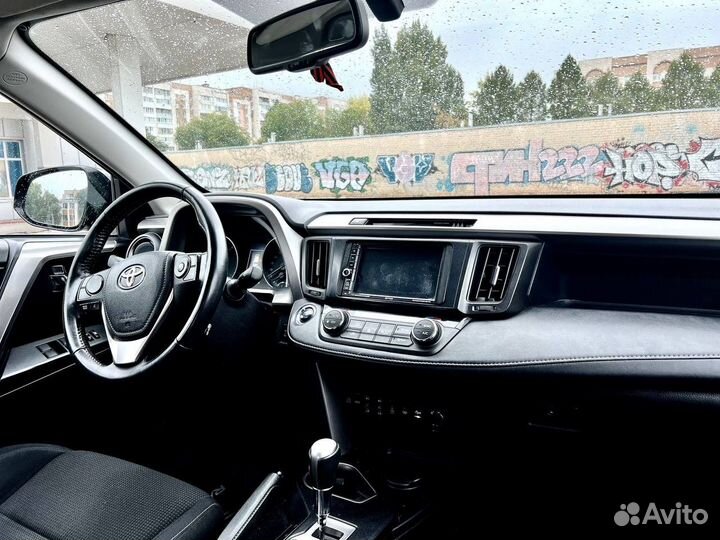 Toyota RAV4 2.2 AT, 2019, 68 177 км