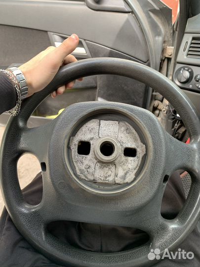 Руль priora 1