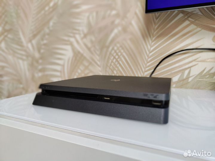 Sony PS4 slim 1tb