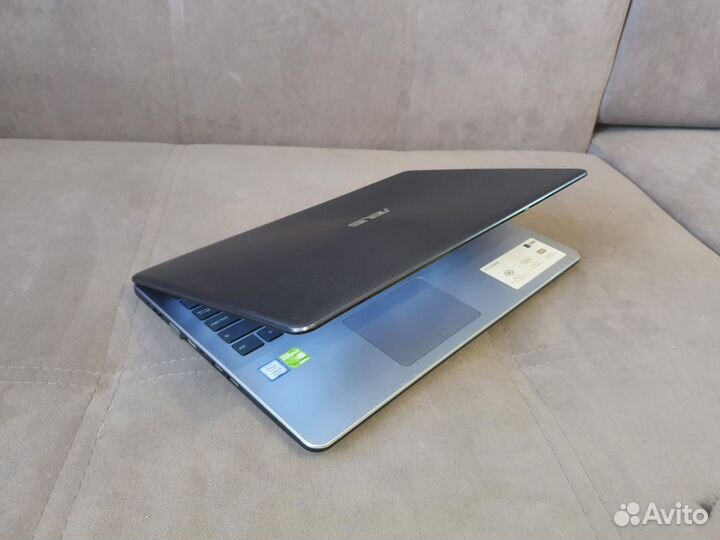 Ноутбук asus/core i5 7200/10гб/Nvidia 940