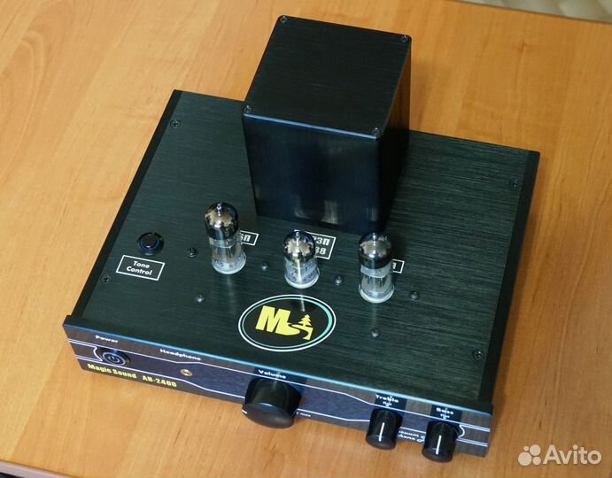 Усилитель ламповый для наушников с темброблоком