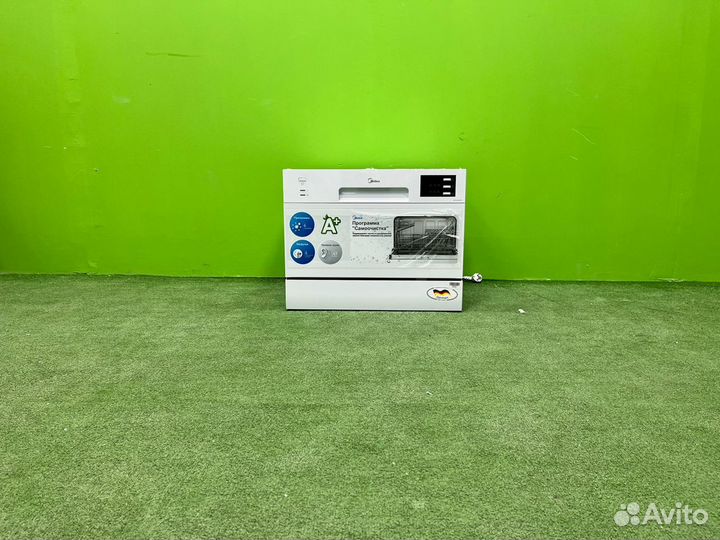 Компактная посудомоечная машина Midea mcfd55320W