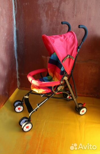 Детская складная коляска
