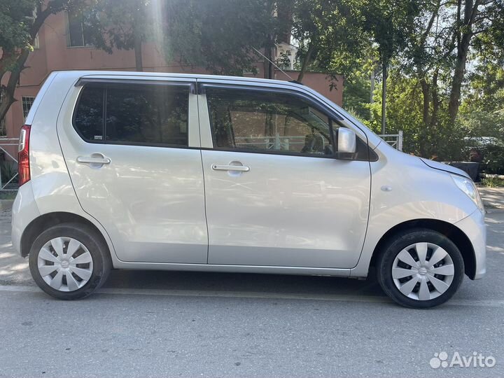 Suzuki Wagon R 0.7 CVT, 2013, 136 000 км