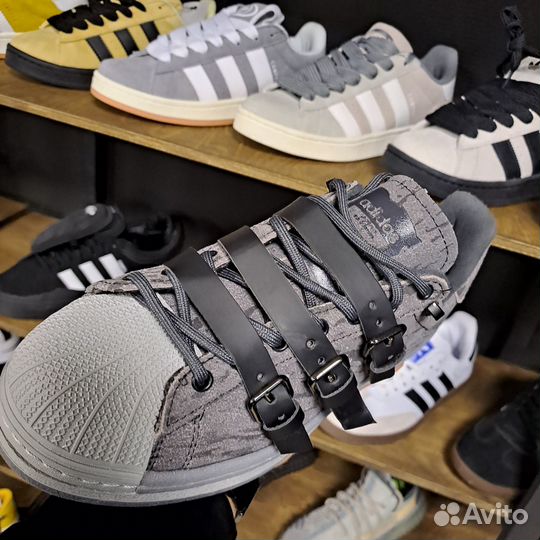 Кроссовки adidas superstar rabbit hole