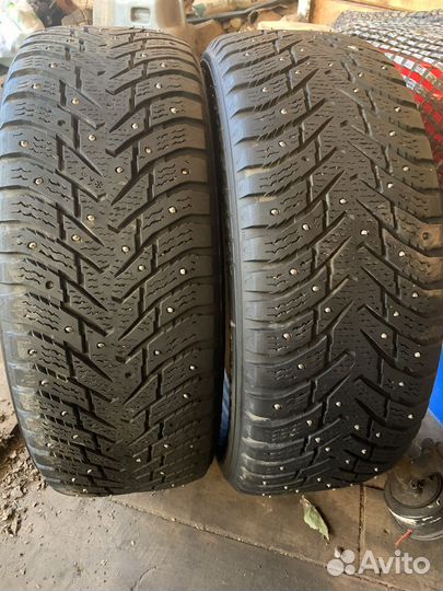 Nokian Tyres Hakkapeliitta 8 SUV 215/60 R17