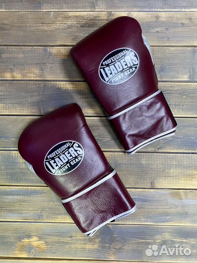Боксерские перчатки