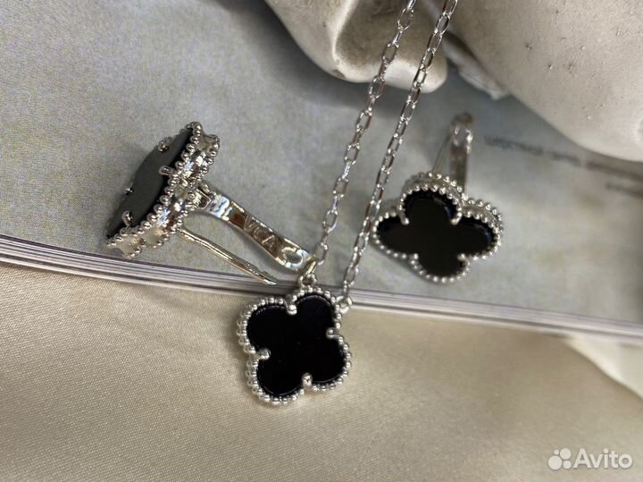 Комплект украшений Van Cleef