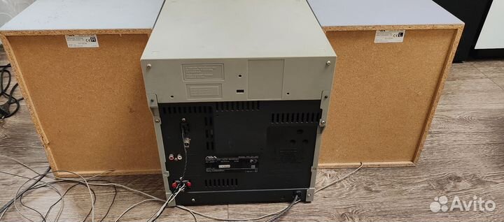 Музыкальный центр aiwa